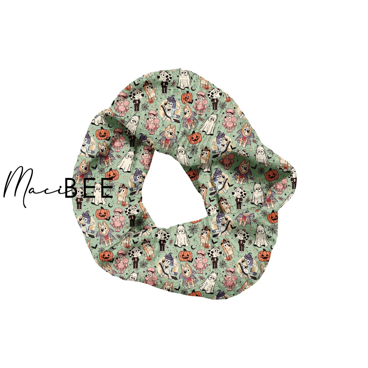 Heelerween || Scarf